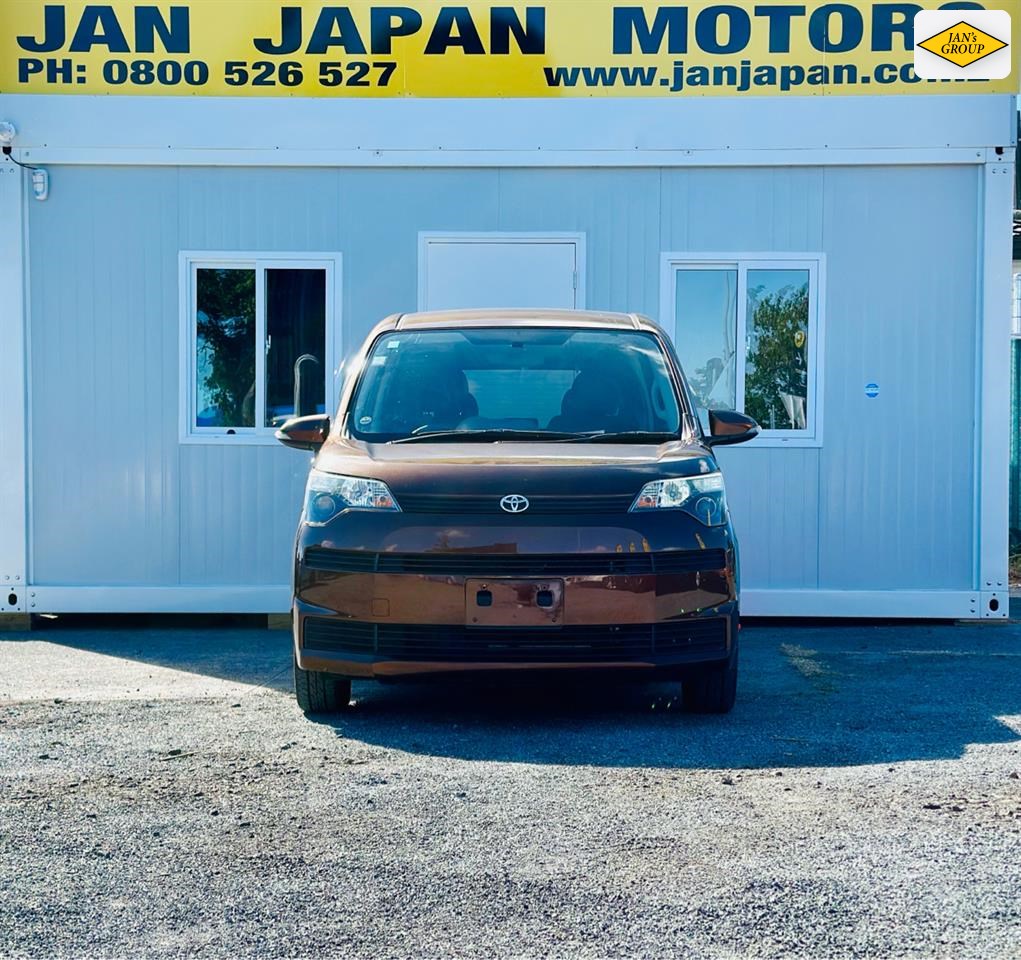 2014 Toyota Spade