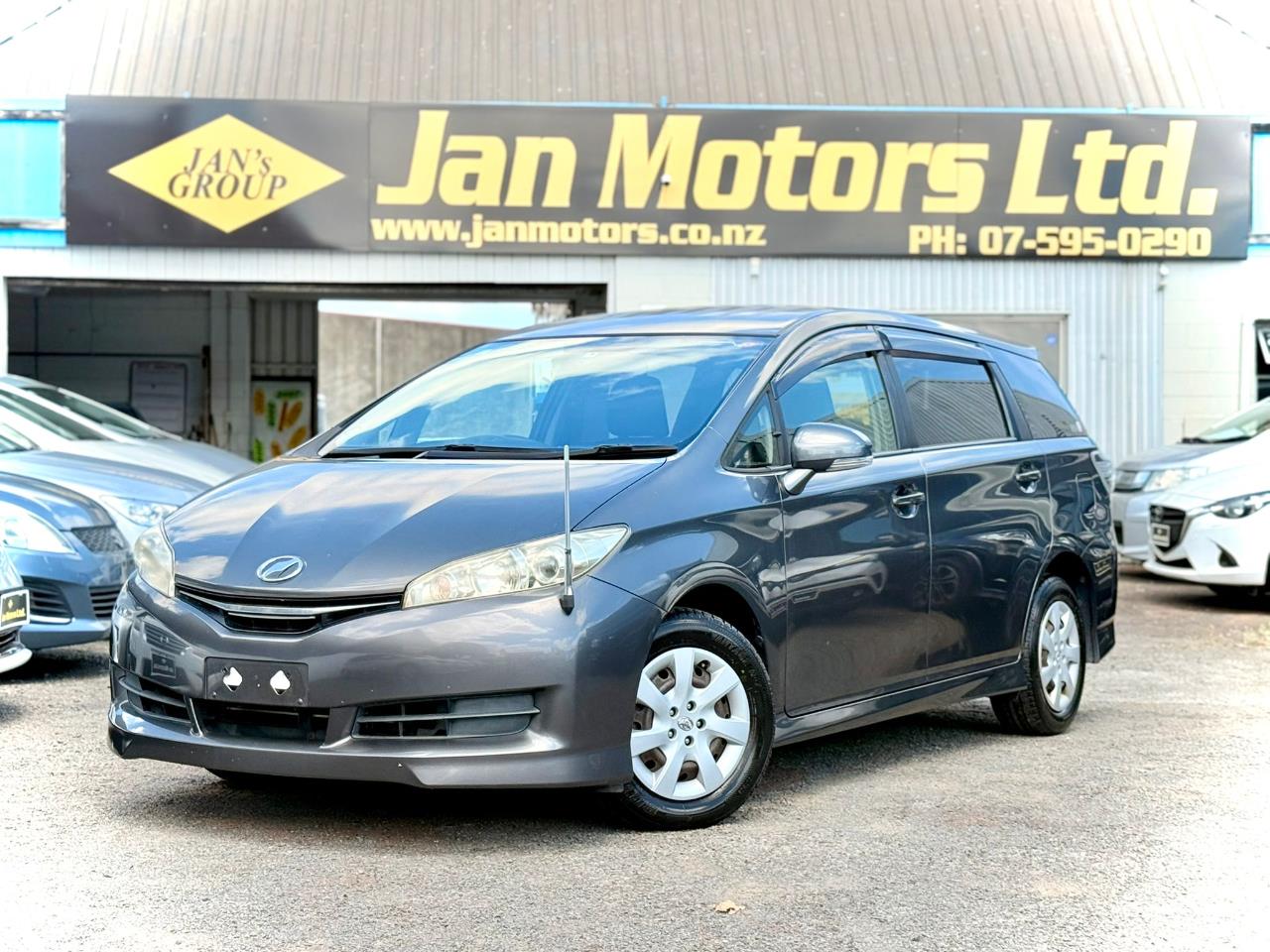 2013 Toyota Wish