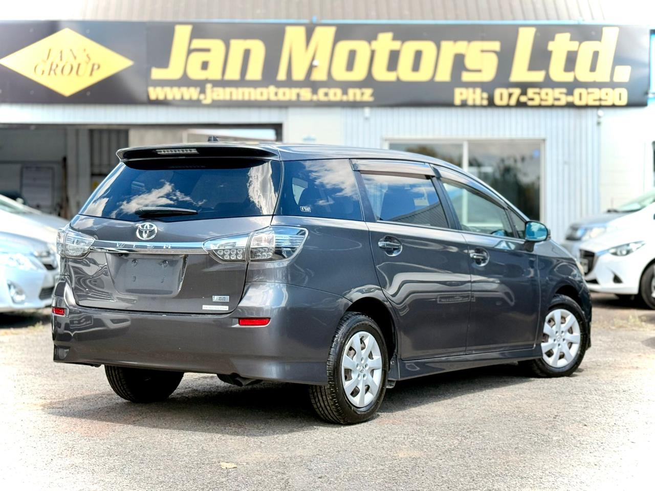 2013 Toyota Wish