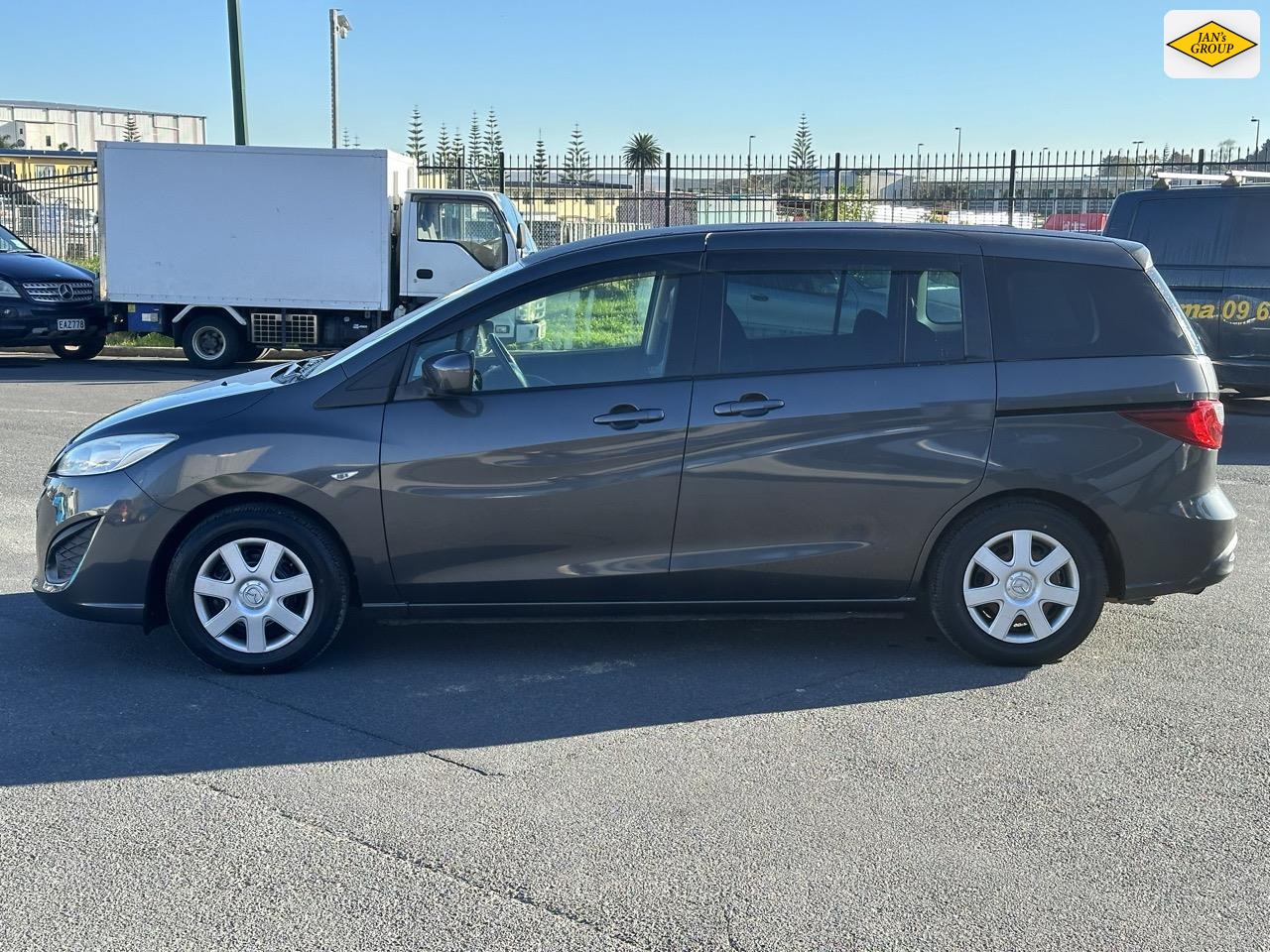 2013 Mazda Premacy