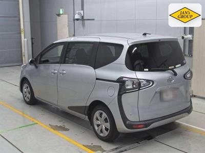 2019 Toyota Sienta - Thumbnail