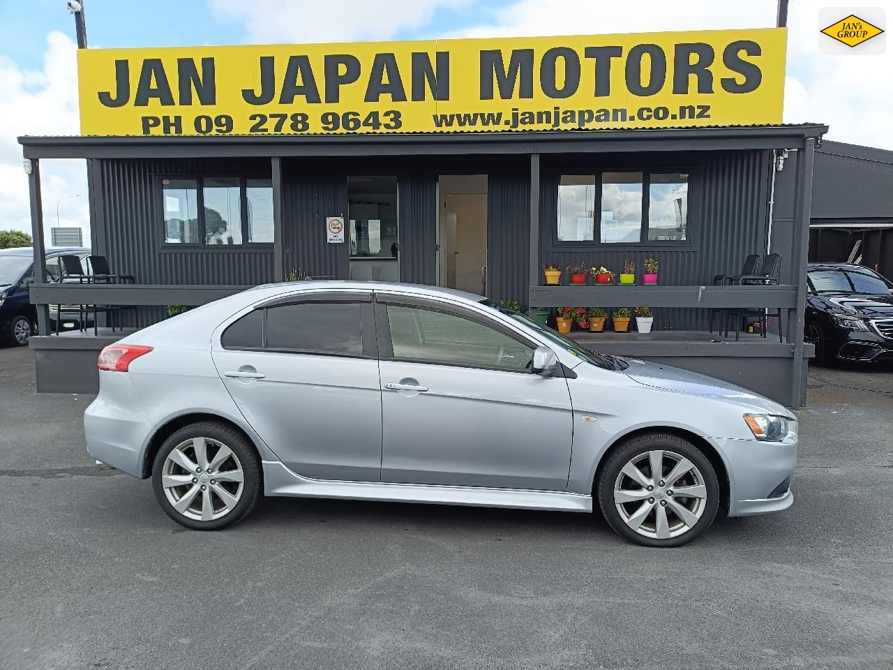 2012 Mitsubishi Galant