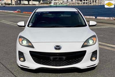 2013 Mazda Axela - Thumbnail