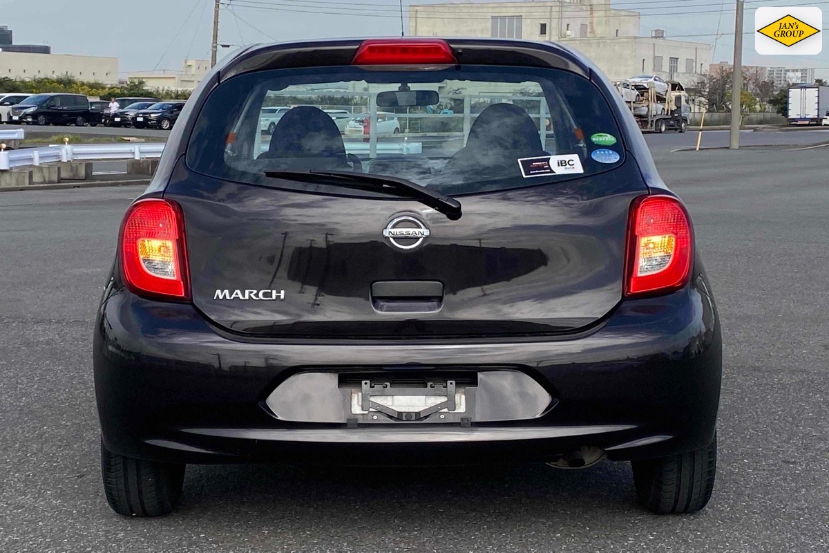 2016 Nissan March