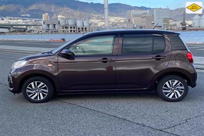 2016 Toyota Passo - Thumbnail