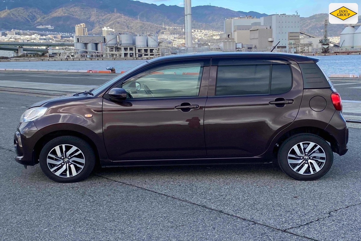 2016 Toyota Passo