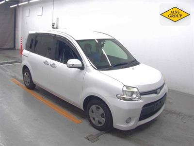 2013 Toyota Sienta