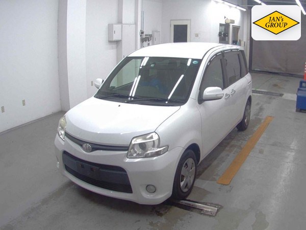 2013 Toyota Sienta