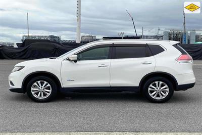 2015 Nissan X-Trail - Thumbnail