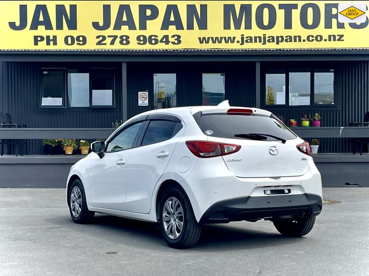 2019 Mazda Demio