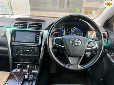 2014 Toyota Camry - Thumbnail