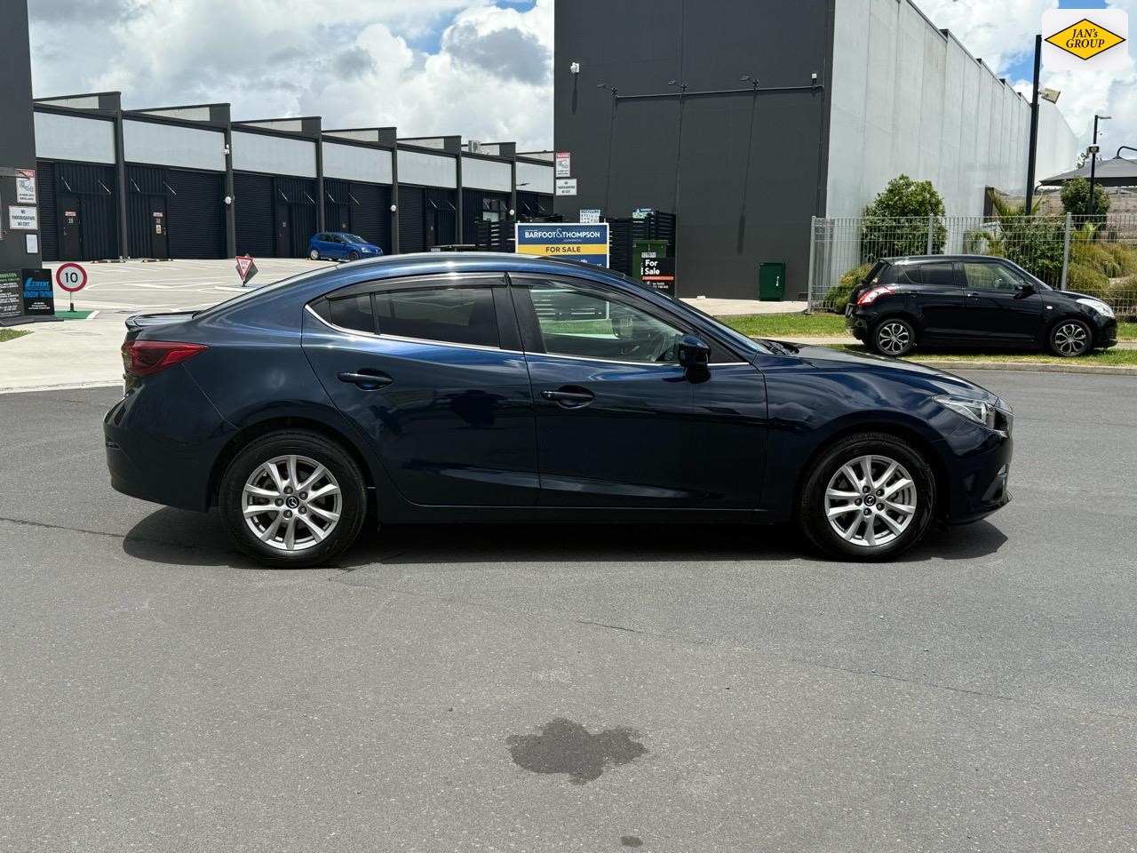 2014 Mazda Axela