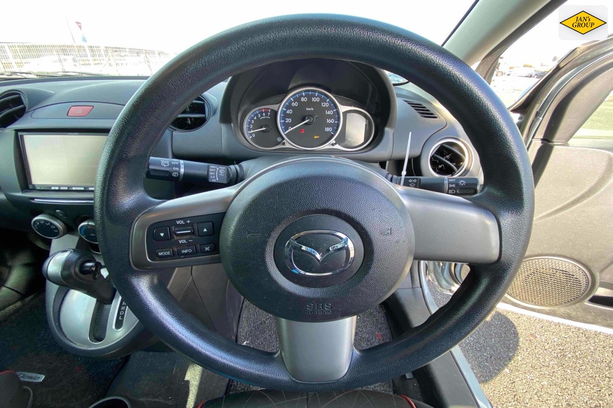 2012 Mazda Demio