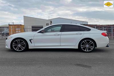 2015 BMW 420i - Thumbnail