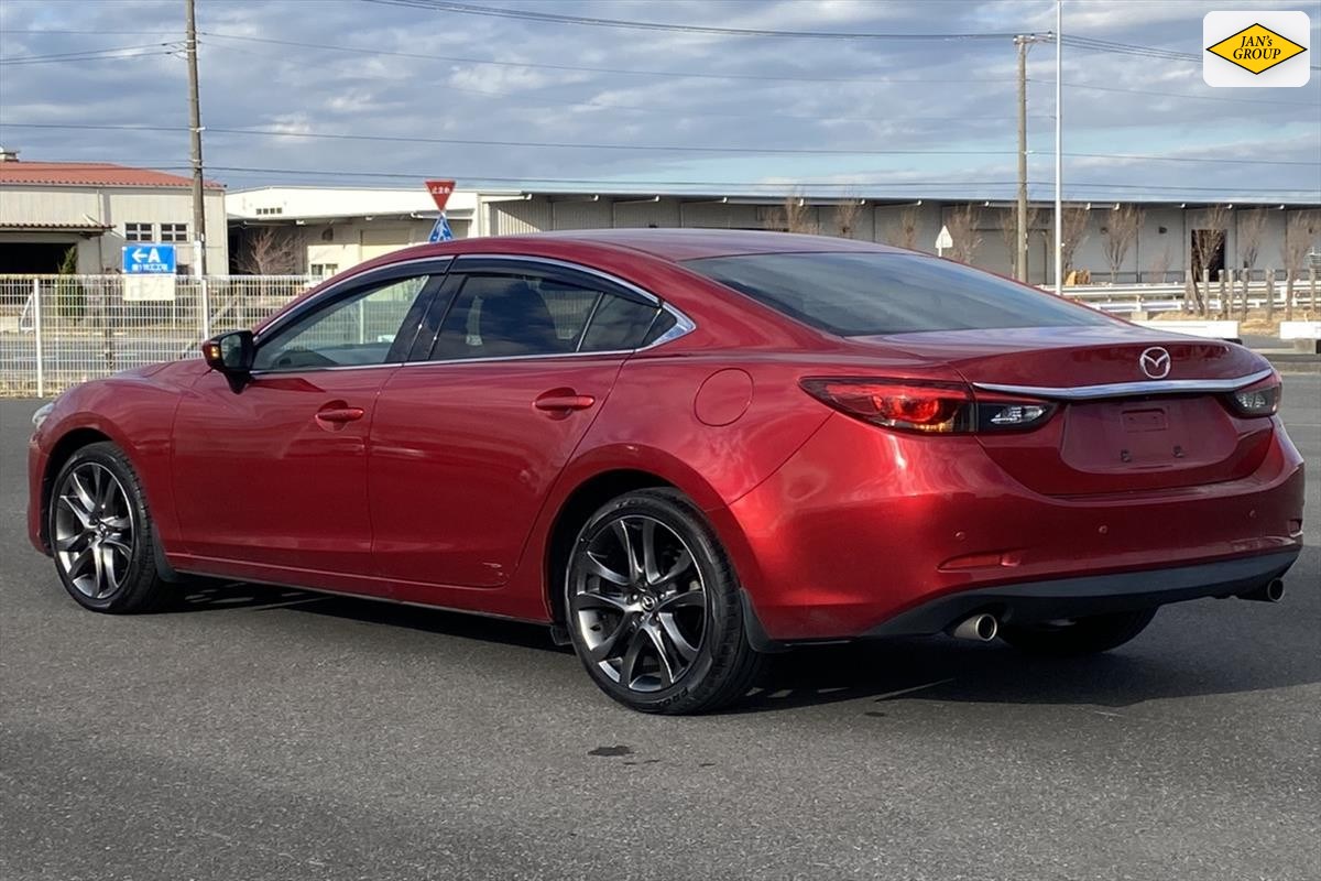 2015 Mazda Atenza