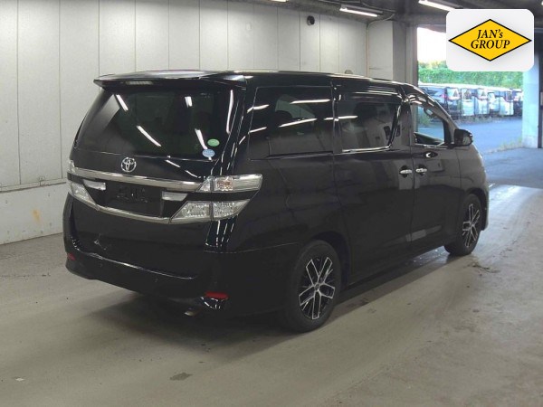 2013 Toyota Vellfire