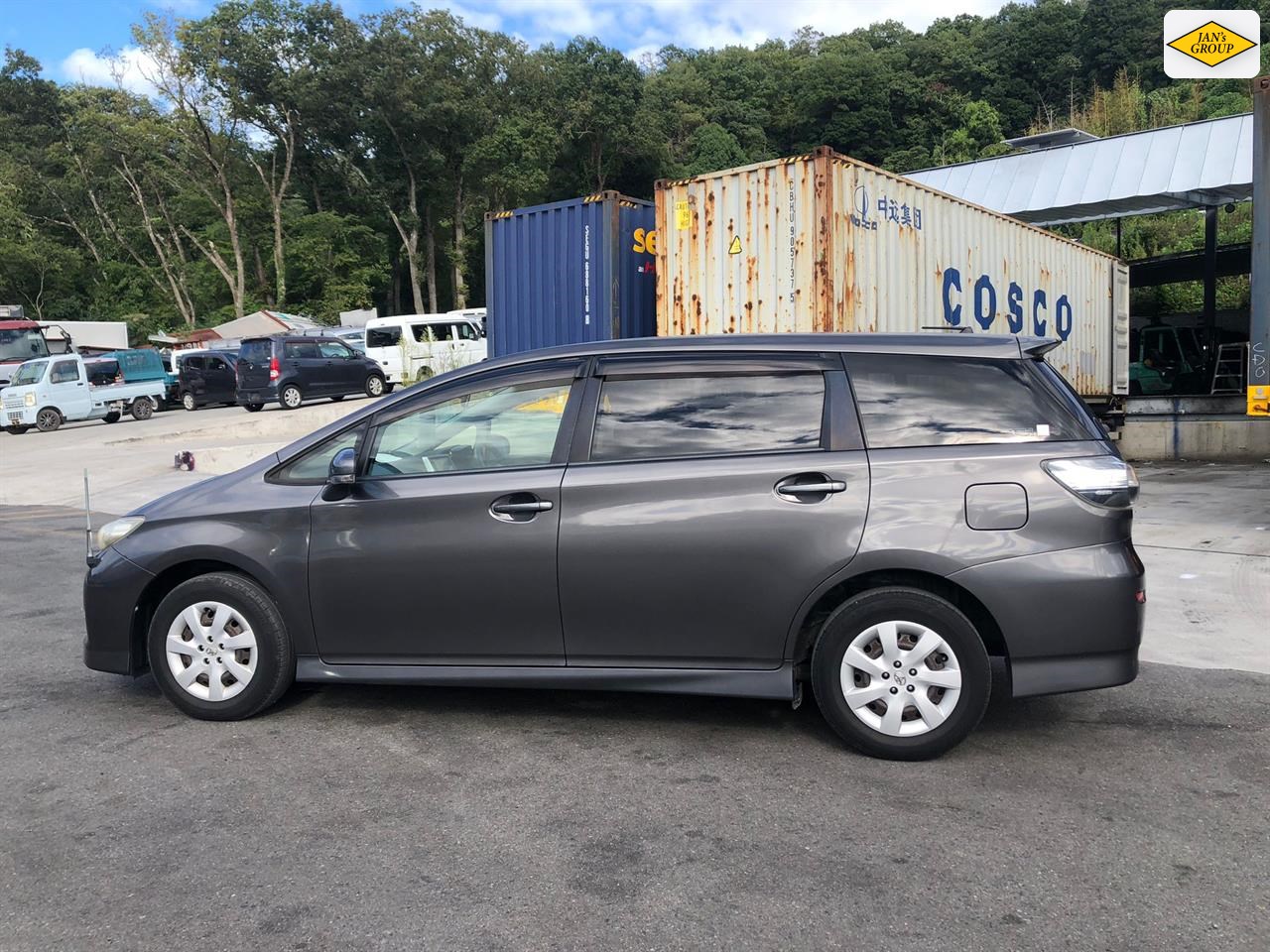 2013 Toyota Wish