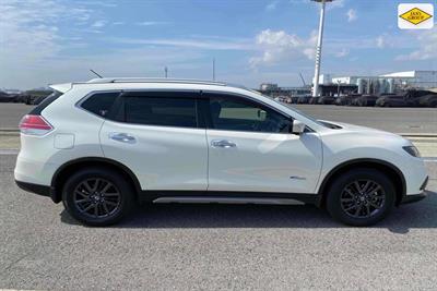 2015 Nissan X-Trail - Thumbnail