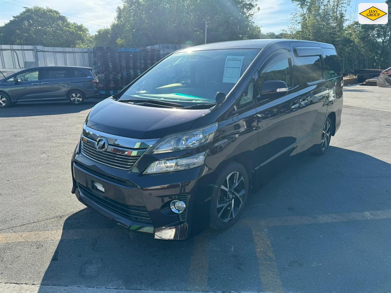 2013 Toyota Vellfire