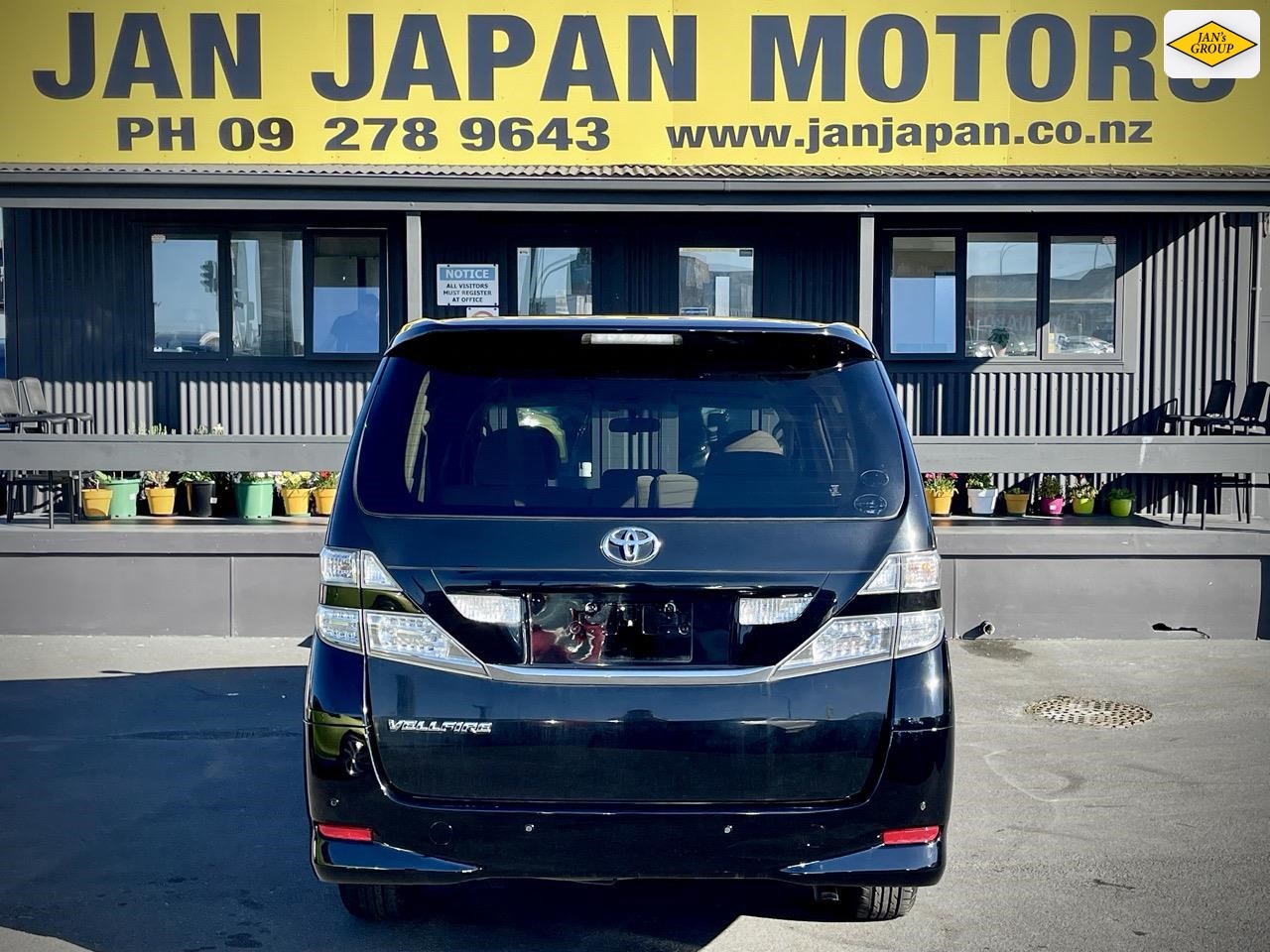 2011 Toyota Vellfire