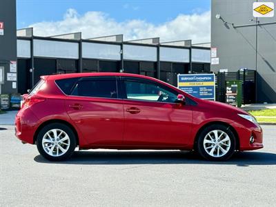 2014 Toyota Auris - Thumbnail