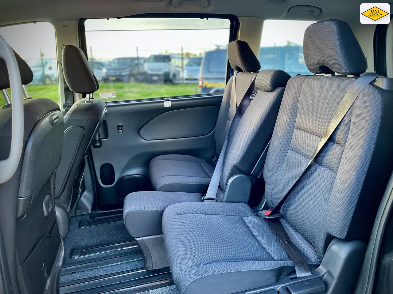 2018 Nissan Serena