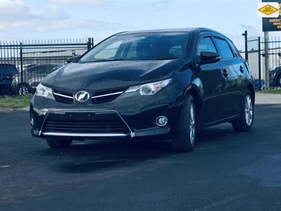 2013 Toyota Auris - Thumbnail