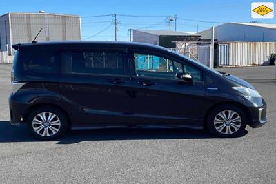 2012 Honda Freed - Thumbnail