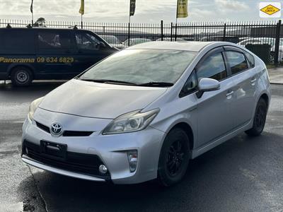 2013 Toyota Prius - Thumbnail