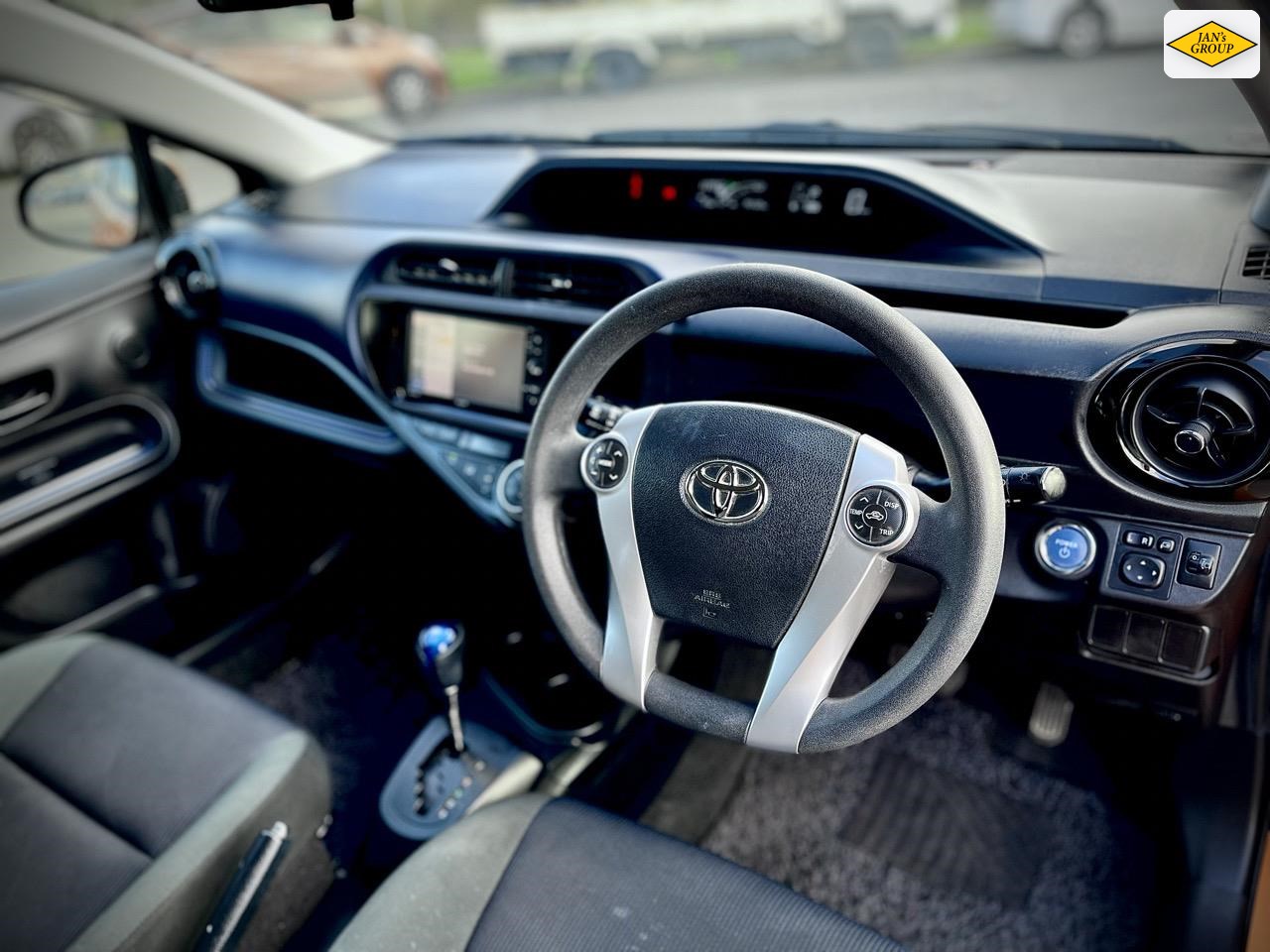 2015 Toyota Aqua