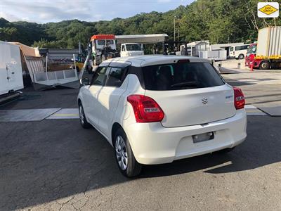 2018 Suzuki Swift - Thumbnail