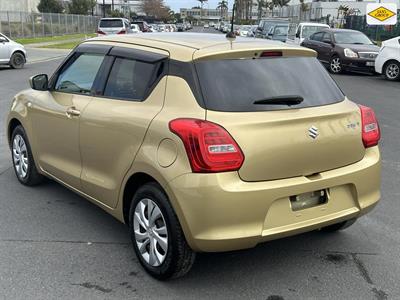 2017 Suzuki Swift - Thumbnail