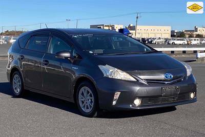 2013 Toyota Prius - Thumbnail