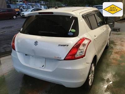 2014 Suzuki Swift - Thumbnail