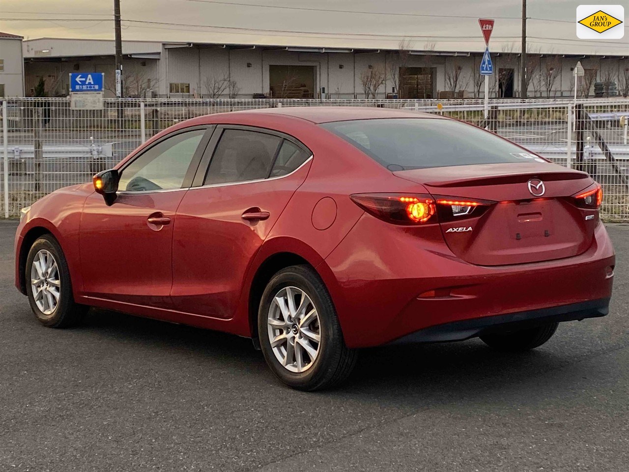 2014 Mazda Axela