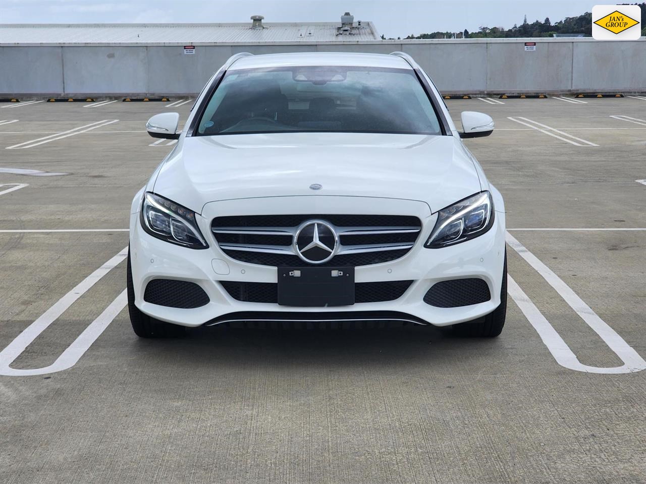 2015 Mercedes-Benz C 200