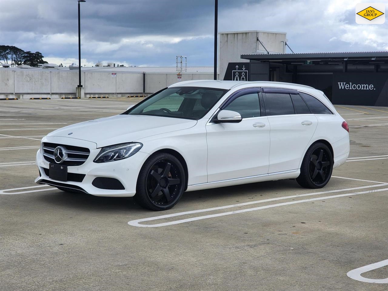 2015 Mercedes-Benz C 200