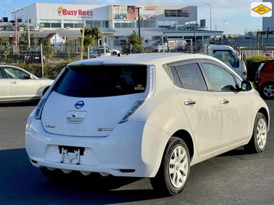 2013 Nissan Leaf - Thumbnail