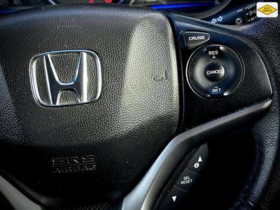 2014 Honda Grace - Thumbnail