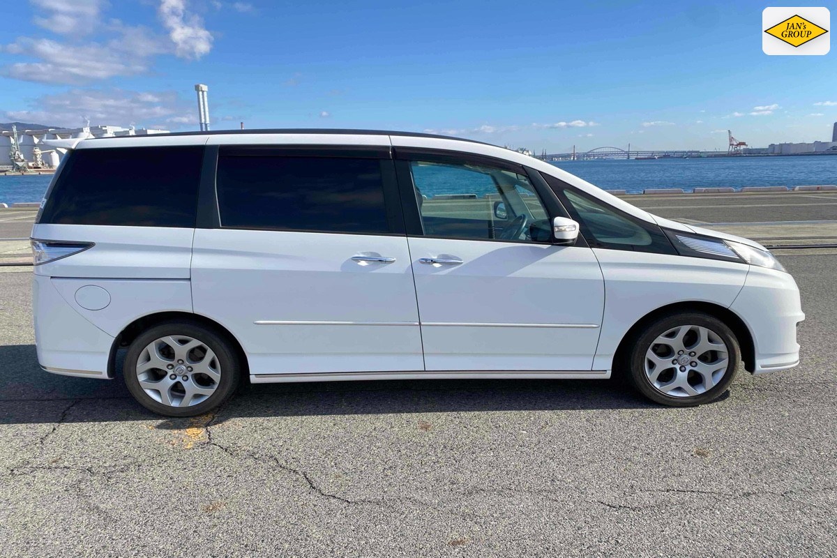 2012 Mazda Biante