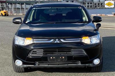 2012 Mitsubishi Outlander - Thumbnail