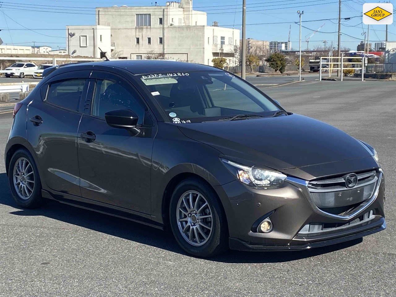 2016 Mazda Demio