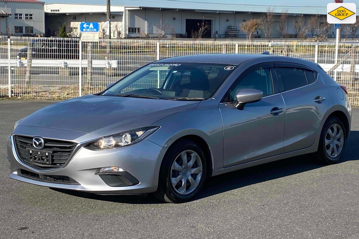 2015 Mazda Axela