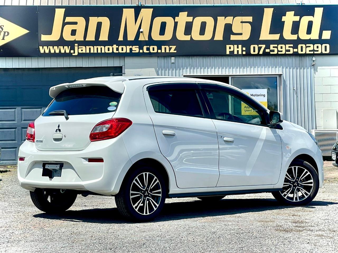 2018 Mitsubishi Mirage