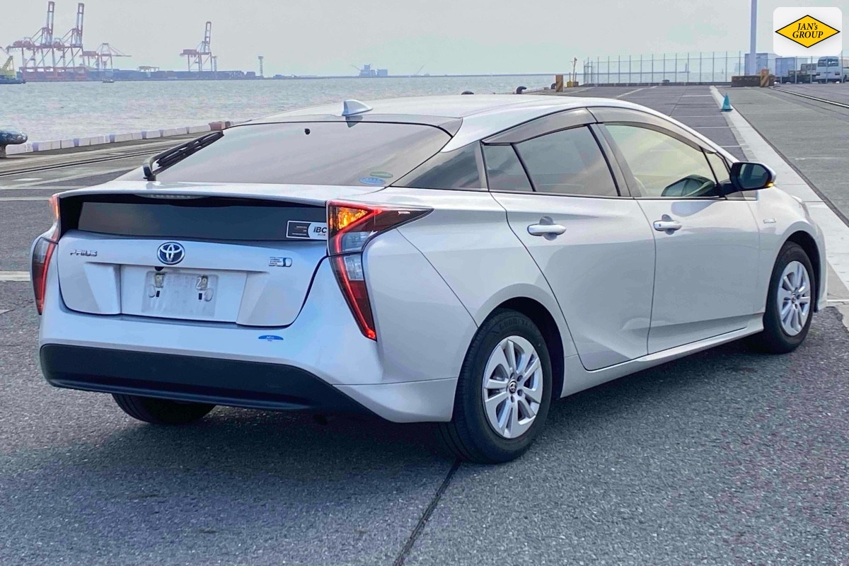 2018 Toyota Prius