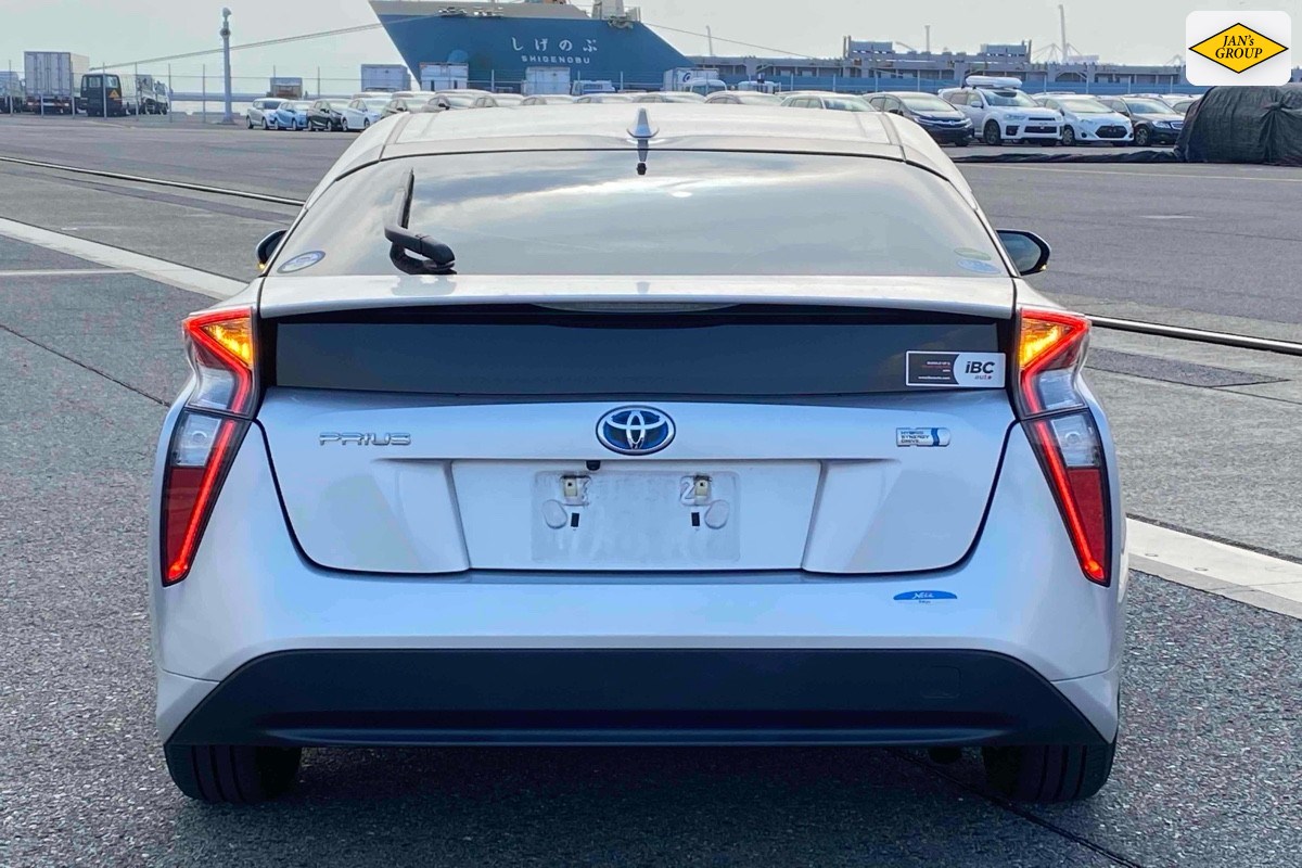 2018 Toyota Prius