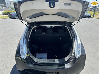 2014 Nissan Leaf - Thumbnail