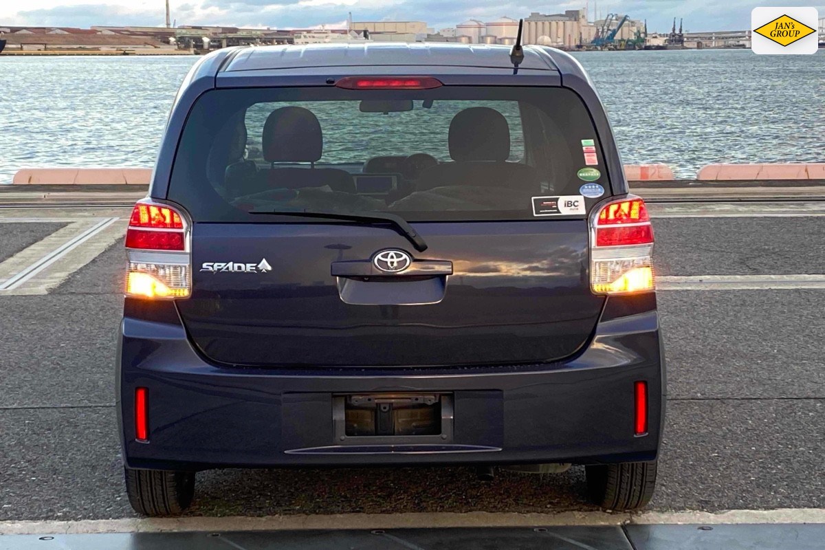 2014 Toyota Spade