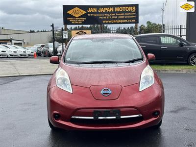 2013 Nissan Leaf - Thumbnail