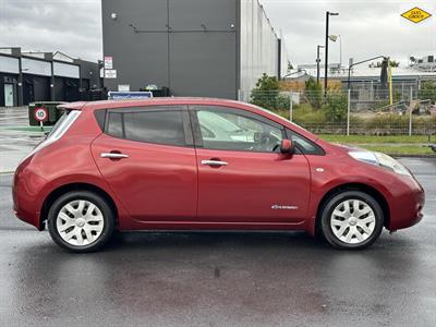 2013 Nissan Leaf - Thumbnail